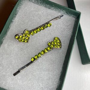Metal Studded Green Gem Heart Hair Pins (2)